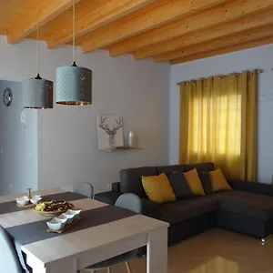 https://la-casita-de-brownie.in-canary-islands.com